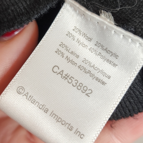 Icelandic Wool Blend 1/2 Zip Black Blue Pink Pull Over Sweater Size Medium - Picture 5 of 14